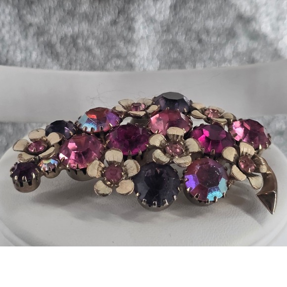 Albert Weiss Vintage Pink Purple Rhinestone Brooch & Clip Earrings Set Signed - Picture 8 of 10